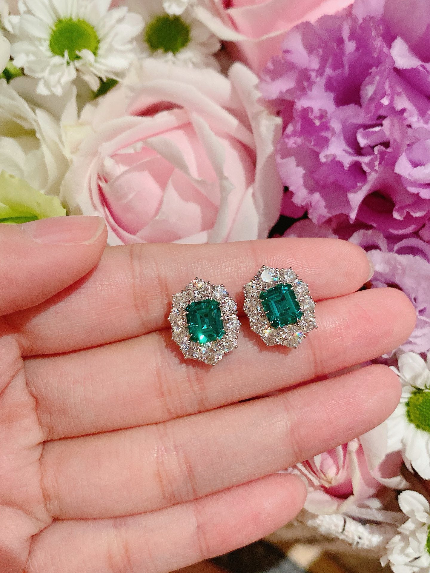 2.2ct Emerald Oasis Diamond Pendant, Earrings Set
