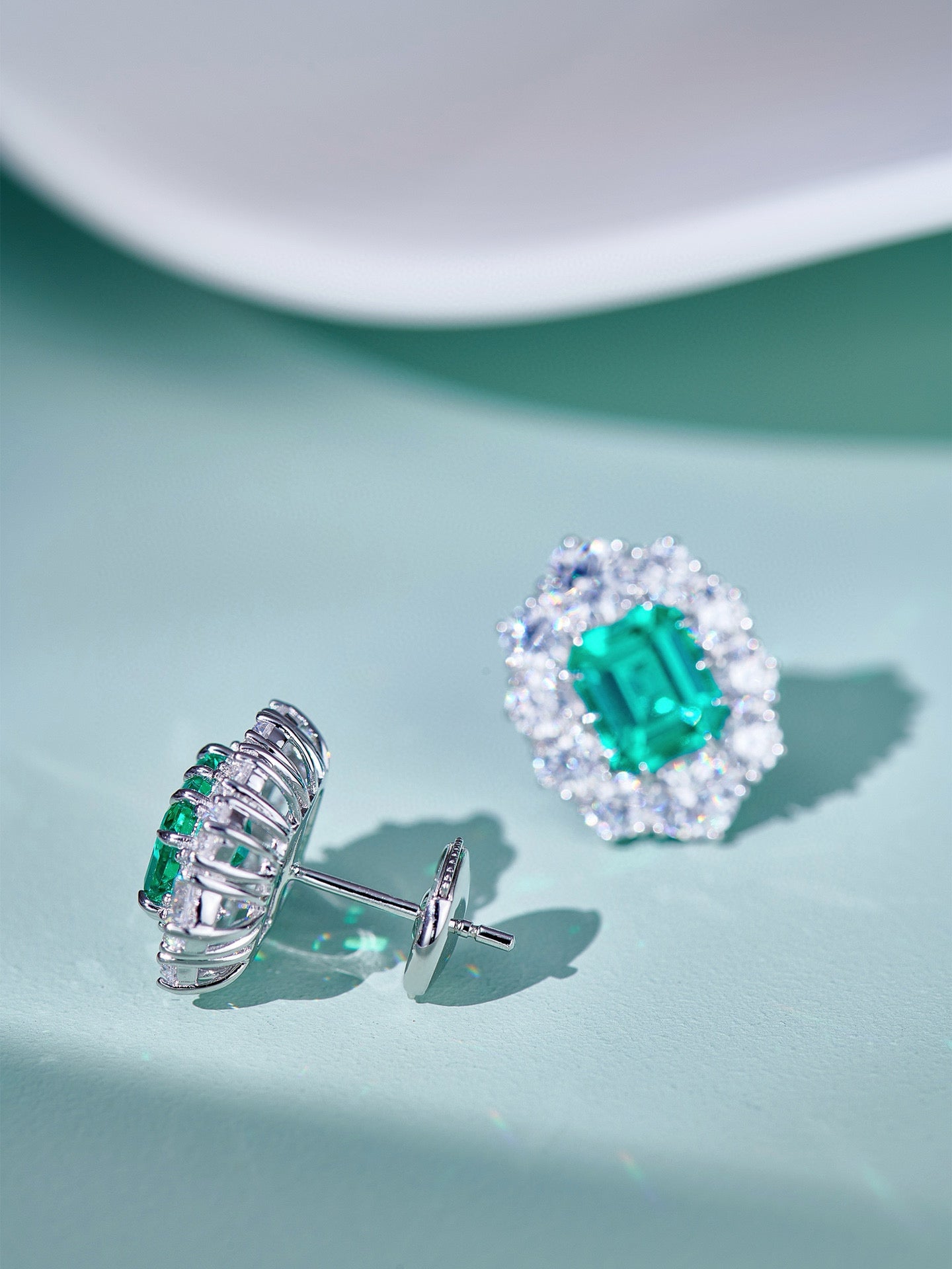2.2ct Emerald Oasis Diamond Pendant, Earrings Set