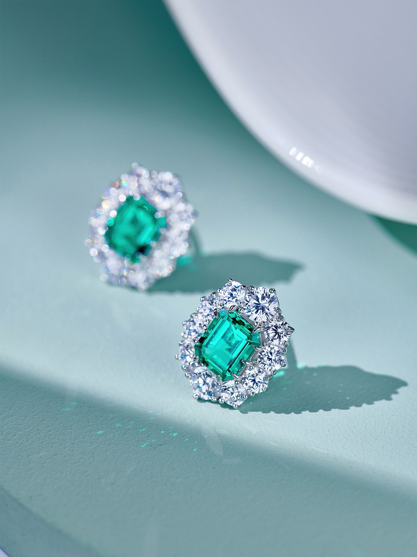 2.2ct Emerald Oasis Diamond Pendant, Earrings Set