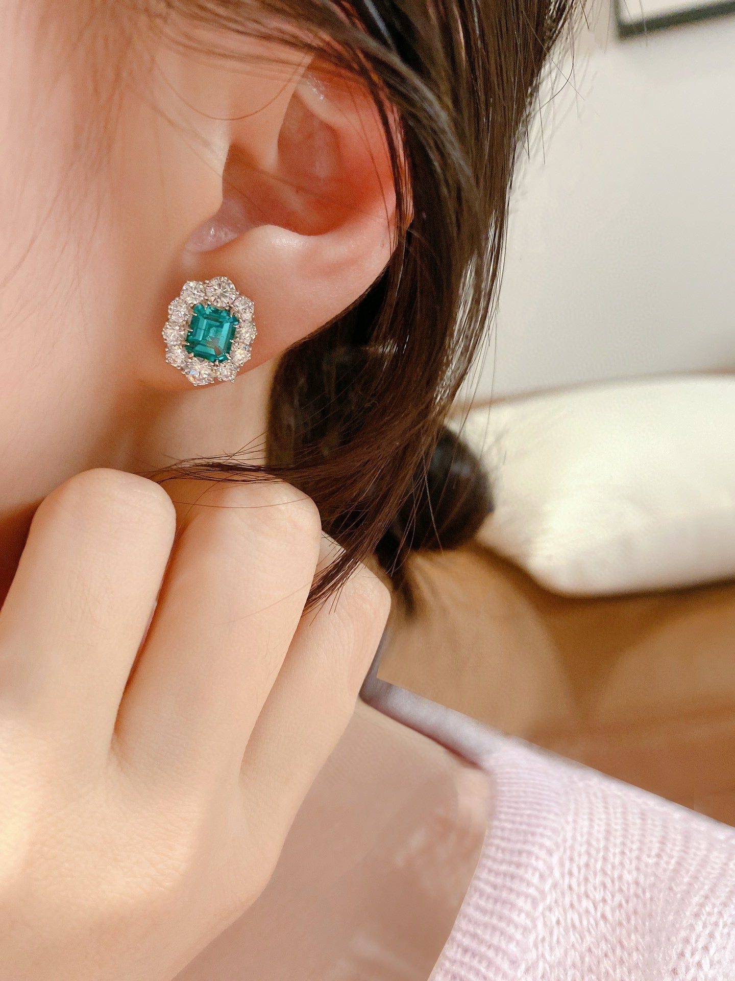 2.2ct Emerald Oasis Diamond Pendant, Earrings Set