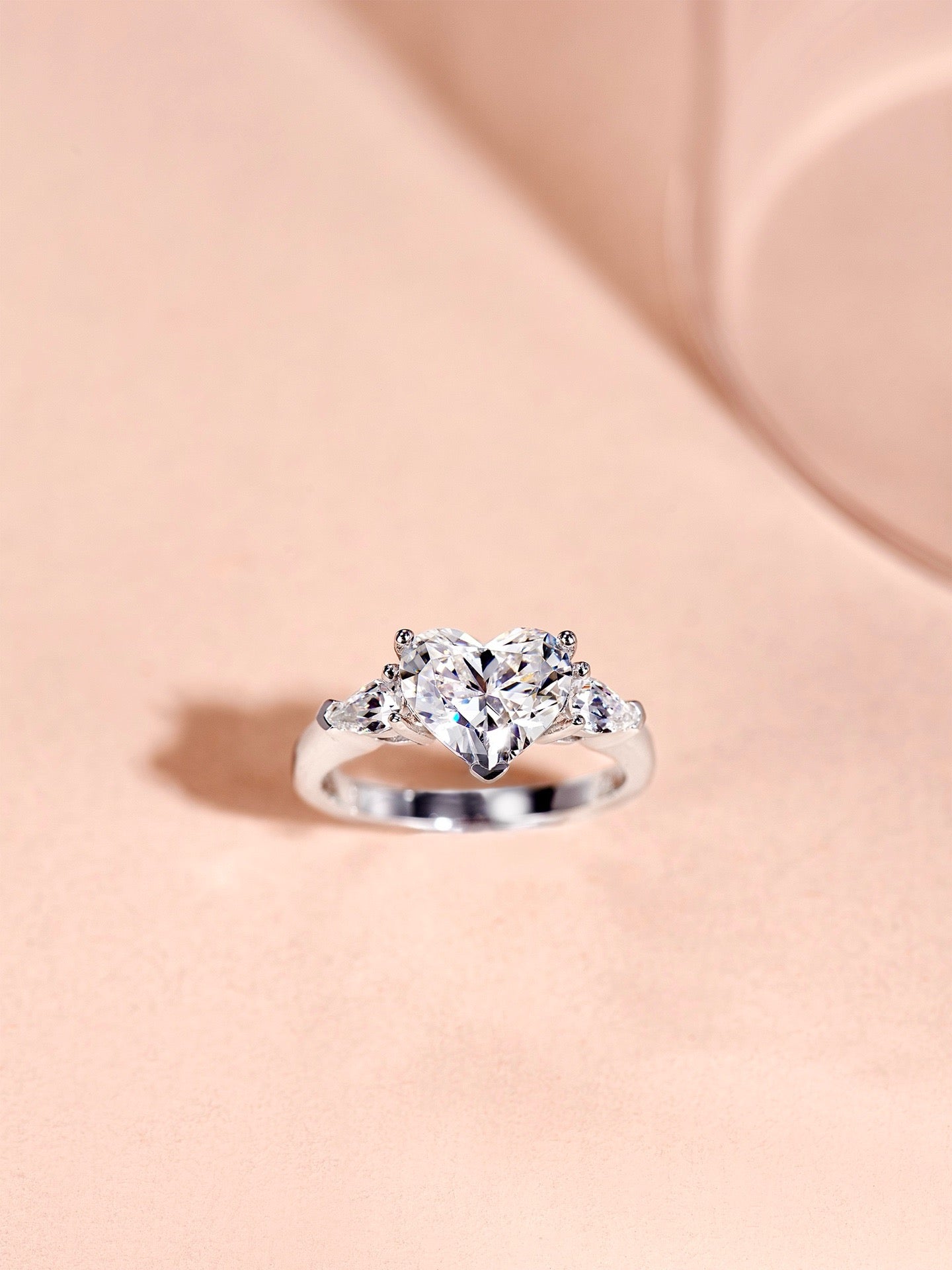 2ct Heart’s Radiance Engagement Ring