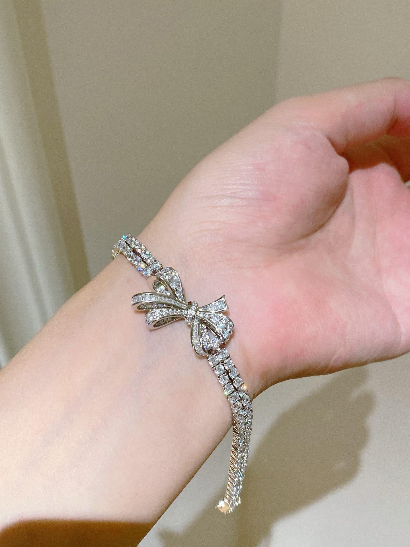 Lumière Bow Bracelet